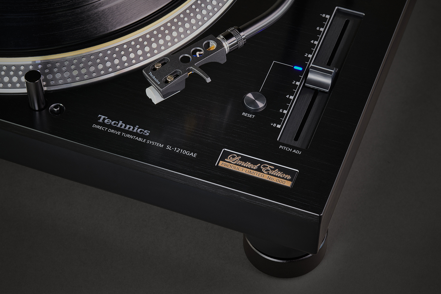 Tocadiscos Technics SP 15, Giradiscos o Platos, La Nucia